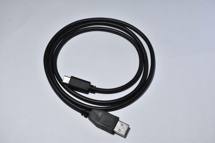 USB A to USB C cable image